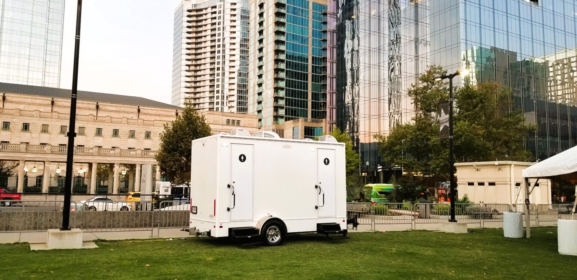 restroom trailer rental at event